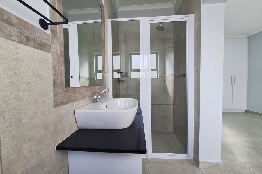 4 Bedroom Property for Sale in Da Gama Bay Western Cape